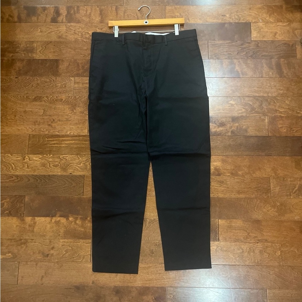 Black Athletic Taper Fit Dress Pants (38x32)